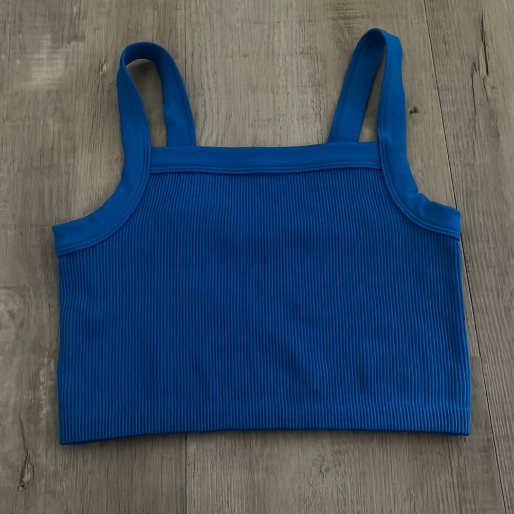 Cotton On Blue Cropped Tank Top (Size Medium)